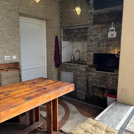 Holiday home гія в баню
